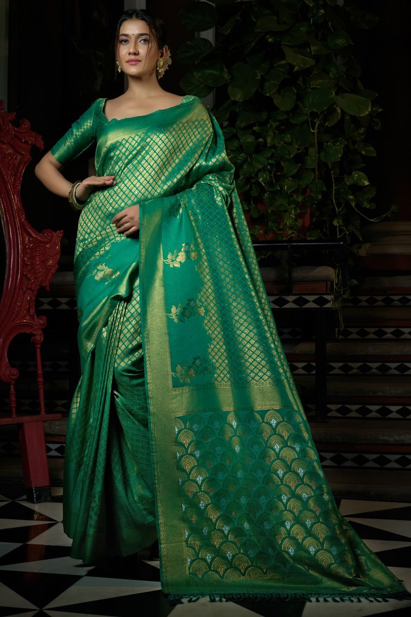 Green Two Tone Kanjivaram Silk Saree with Weaving Work