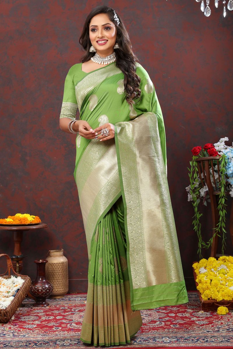 Green Color Party Wear On Silk Fabric Chic Banarasi Saree