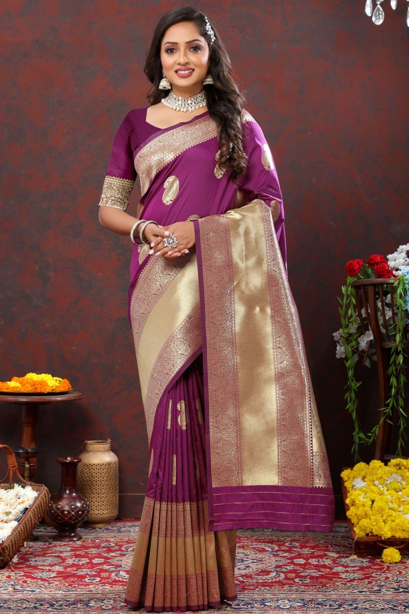 Entrancing Banarasi Silk Saree Purple Color With Weaving Work