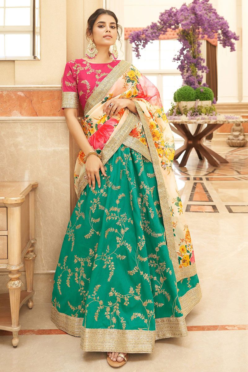 Art Silk Fabric Sangeet Wear Lehenga Choli In Green Color