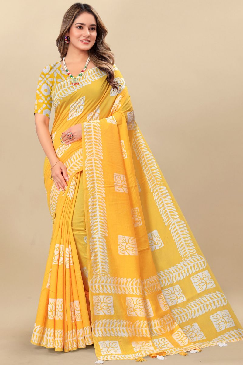 Cotton Fabric Casual Yellow Color Saree With Printed Work