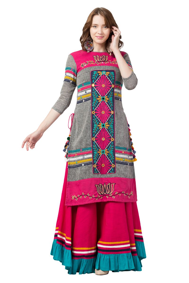 Grey Cotton Jute Hand Embroidered 3/4th Basic Fitted Sleeves Kurti And Skirt Set