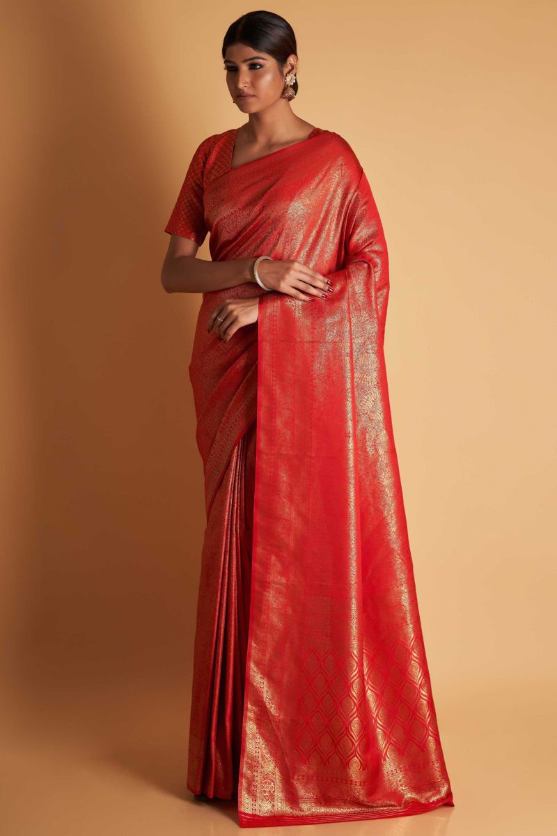 Two Tone Kanjivaram Silk Fabric Reception Wear Red Color Weaving Work Saree