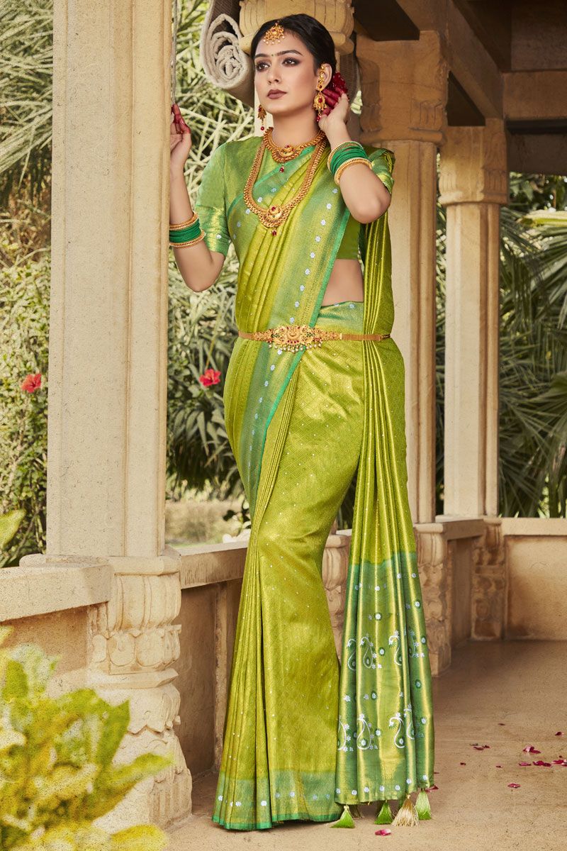 Green Enchanting Kanjivaram Silk Saree with Weaving Work