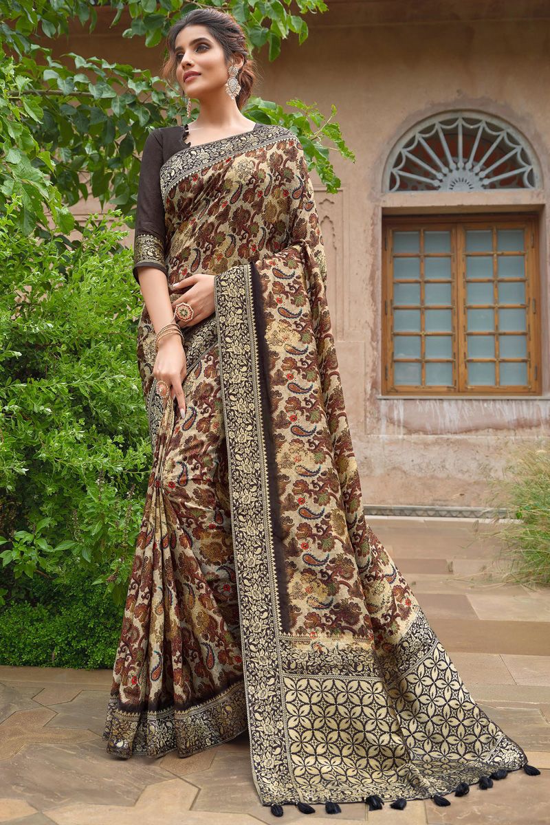 Function Look Viscose Fabric Cream Color Enticing Saree