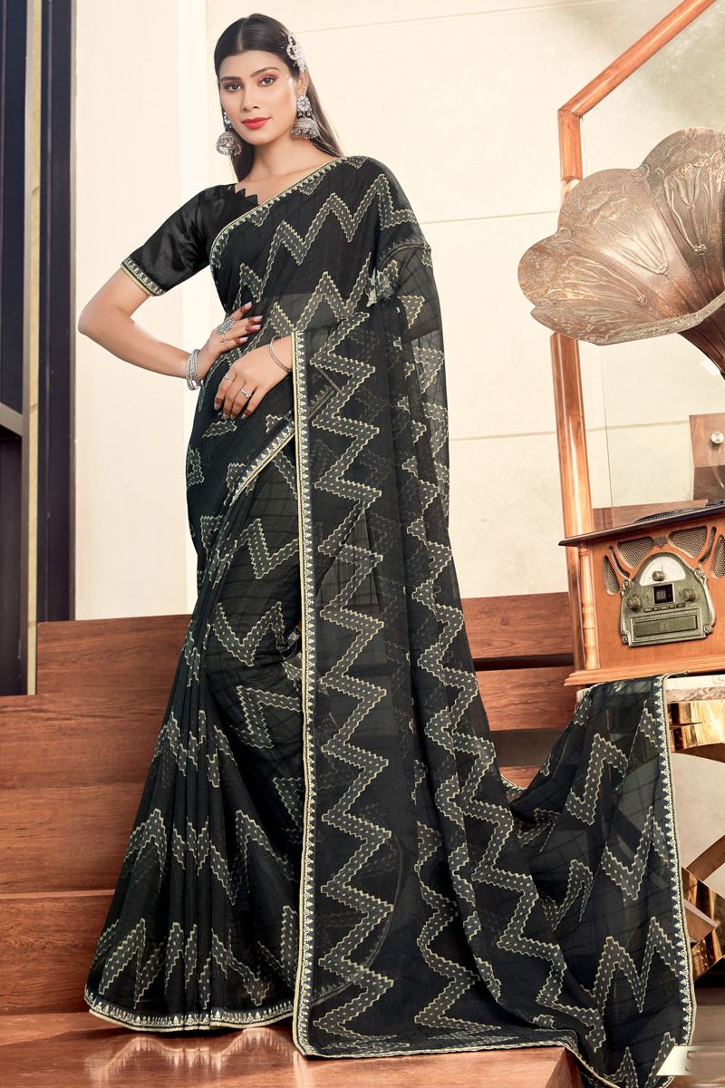 Marvellous Georgette Casual Look Printed Saree In Black Color