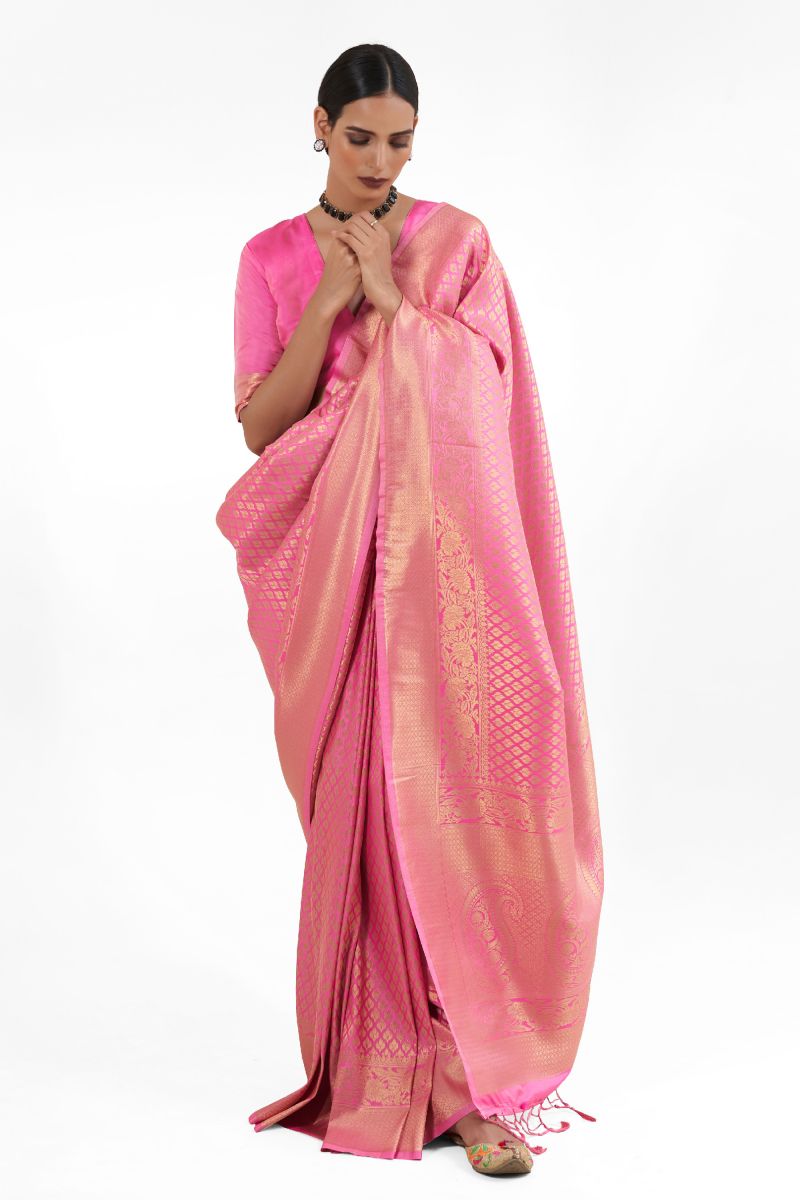 Tempting Silk Pink Color Handloom Weaving Saree