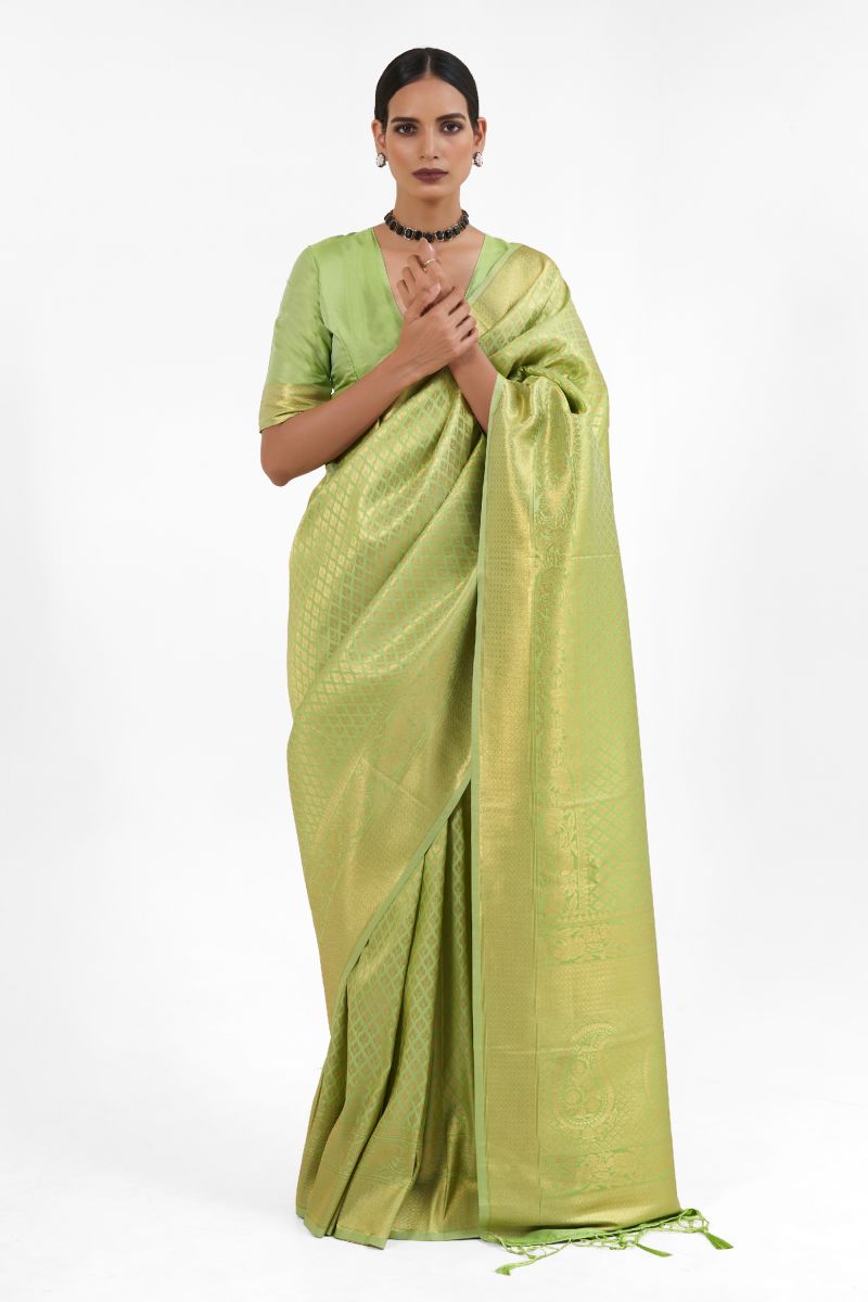 Alluring Green Color Handloom Weaving Silk Saree