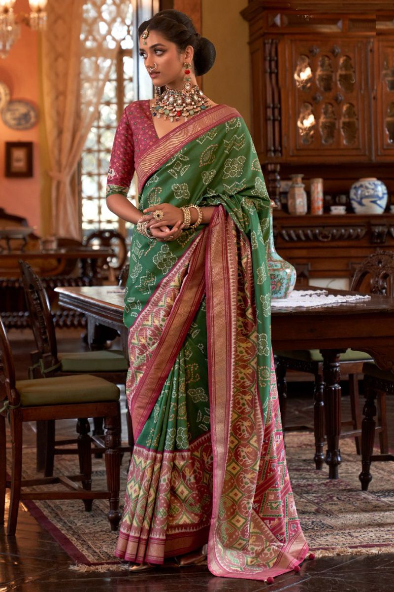 Radiant Green Color Art Silk Fabric Digital Printed Saree